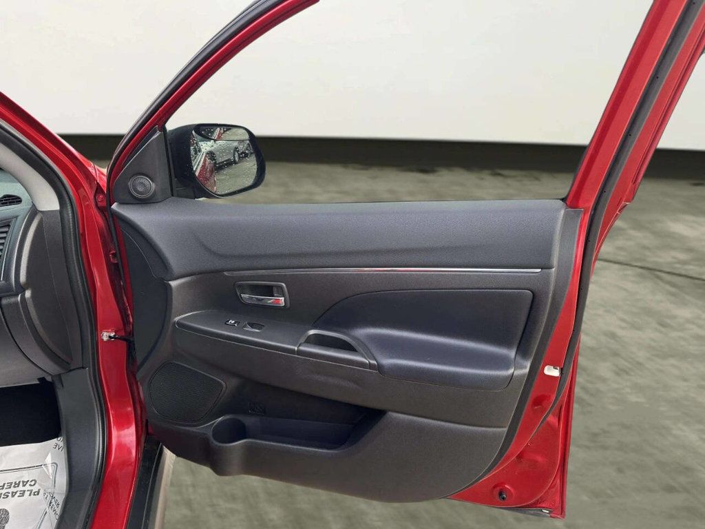 2015 Mitsubishi Outlander Sport 2WD 4dr CVT SE - 22977680 - 17