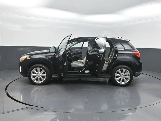 2015 Mitsubishi Outlander Sport 2WD 4dr CVT SE - 23054933 - 28