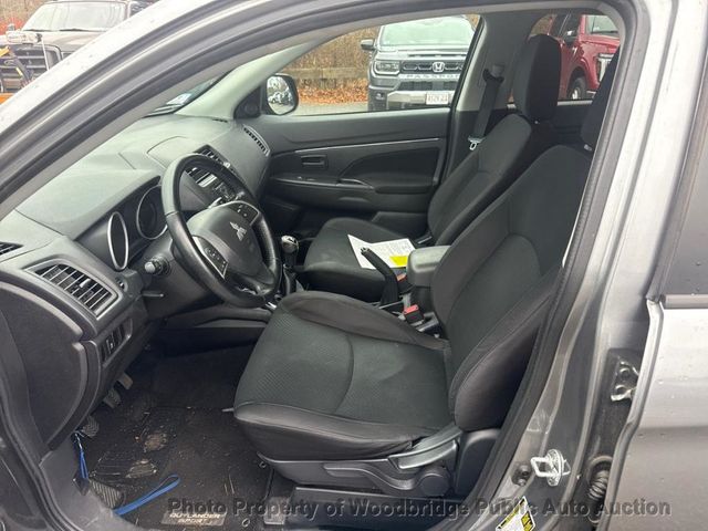 2015 Mitsubishi Outlander Sport 2WD 4dr Manual ES - 22957003 - 6