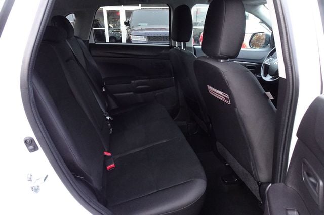 2015 Mitsubishi Outlander Sport AWD 4dr CVT ES - 22943227 - 11