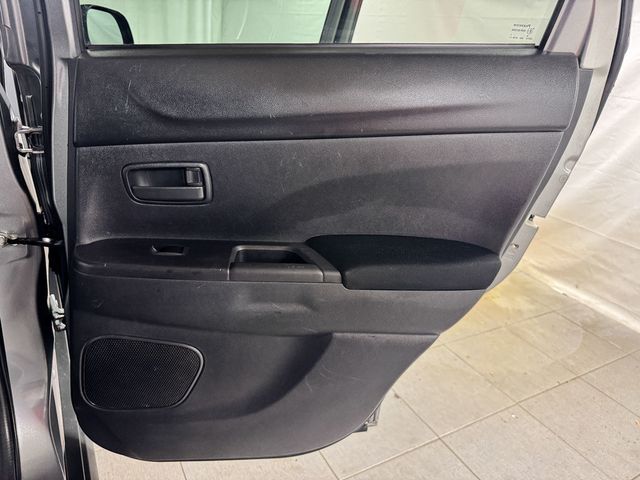 2015 Mitsubishi Outlander Sport ES SPORT - 23063971 - 15