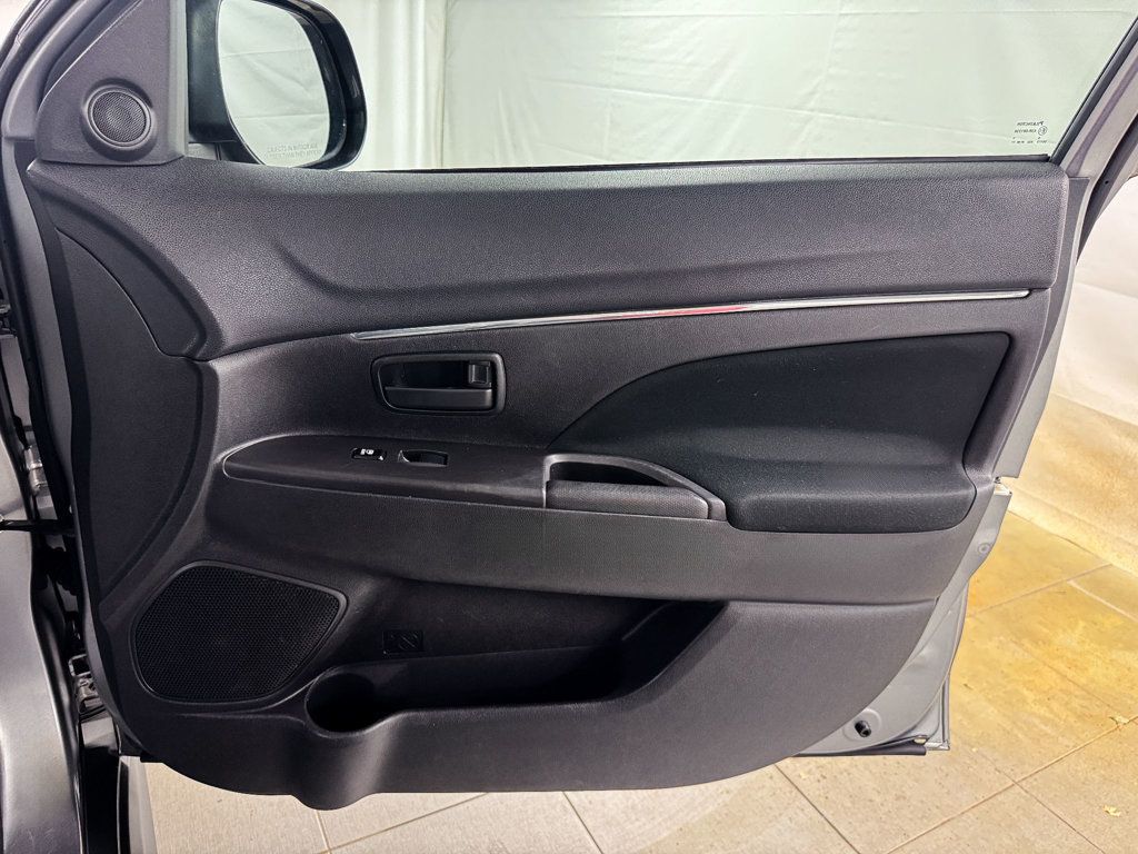 2015 Mitsubishi Outlander Sport ES SPORT - 23063971 - 16