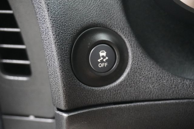 2015 Nissan 370Z 2dr Coupe Automatic Sport - 22944354 - 17