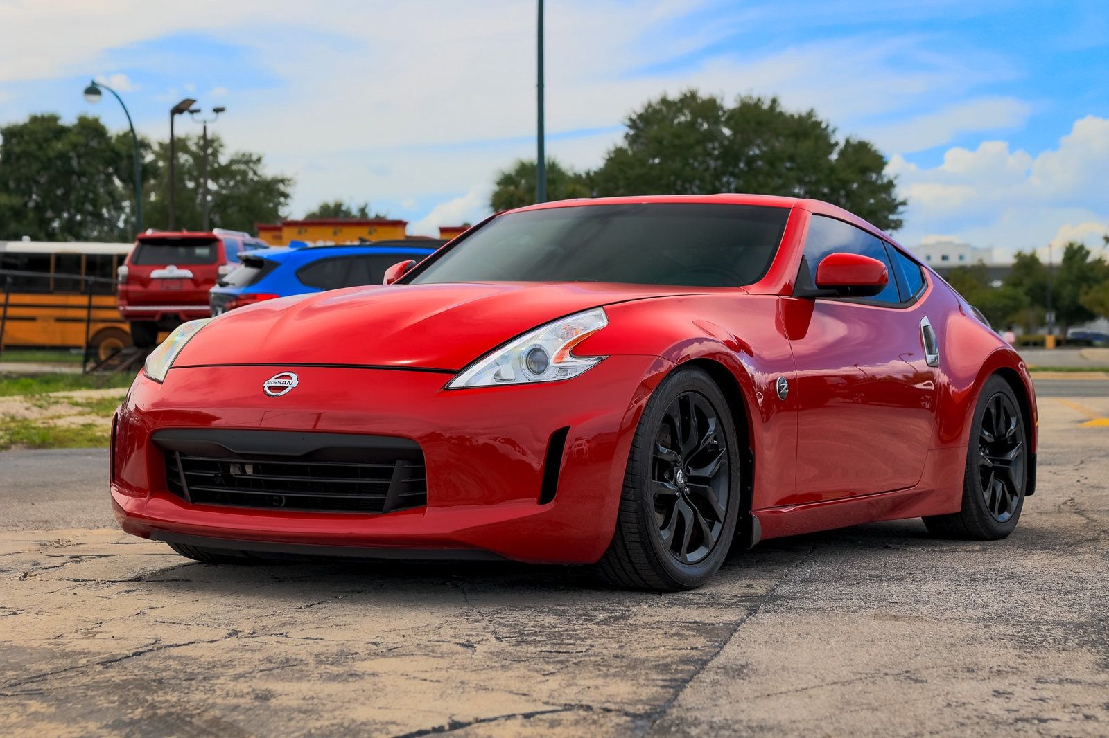 2015 Nissan 370Z Touring photo 3
