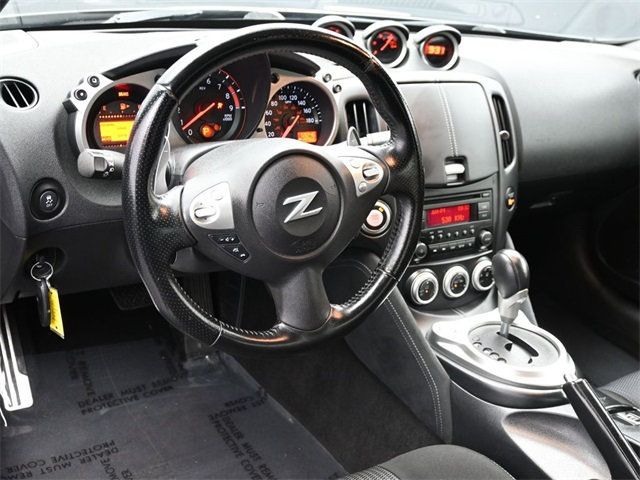 2015 Nissan 370Z 2dr Roadster Automatic - 22959106 - 12