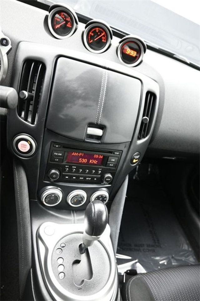 2015 Nissan 370Z 2dr Roadster Automatic - 22959106 - 16