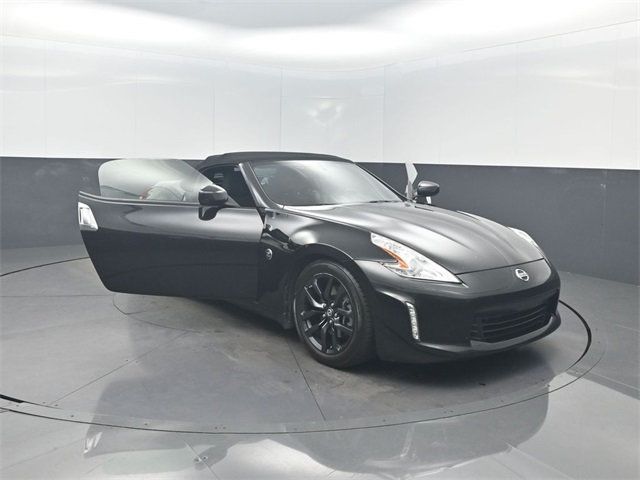 2015 Nissan 370Z 2dr Roadster Automatic - 22959106 - 34