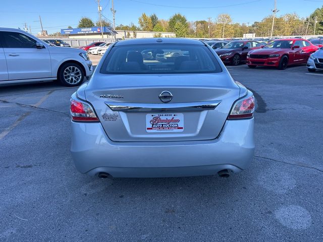 2015 Nissan Altima 2.5 - 22934504 - 4