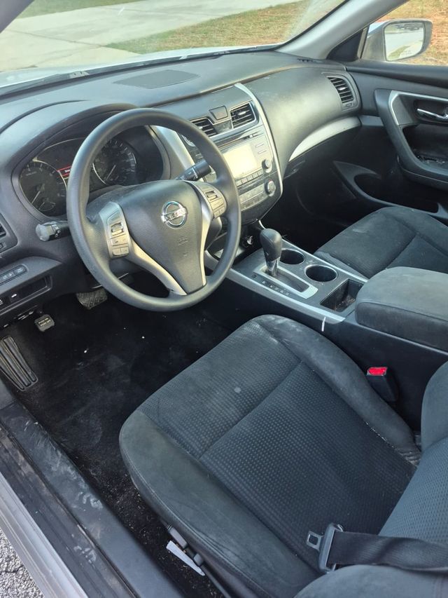 2015 Nissan Altima 2.5 - 23026875 - 4