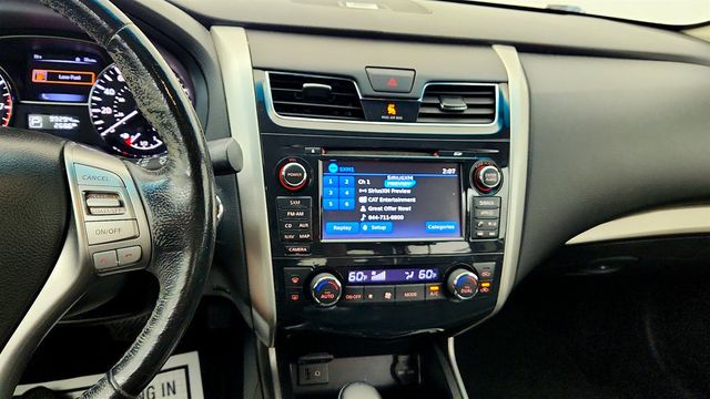 2015 Nissan Altima 2.5 SL w/ Technology Package & Moonroof - 23042021 - 11