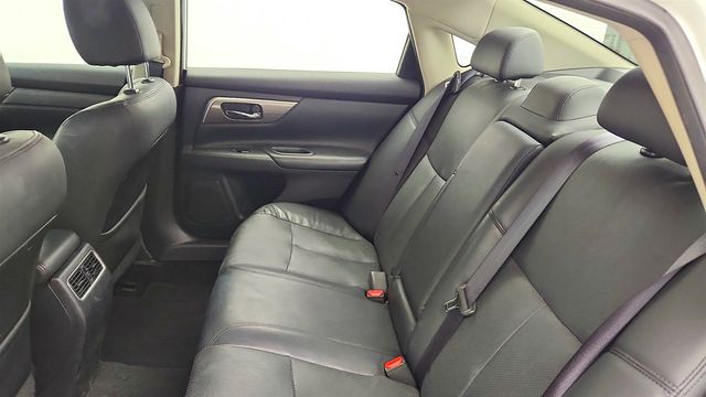 2015 Nissan Altima 2.5 SL w/ Technology Package & Moonroof - 23042021 - 14