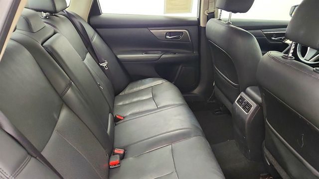2015 Nissan Altima 2.5 SL w/ Technology Package & Moonroof - 23042021 - 15