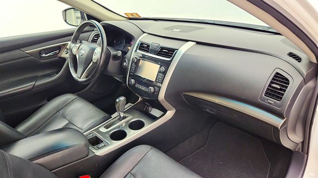 2015 Nissan Altima 2.5 SL w/ Technology Package & Moonroof - 23042021 - 17