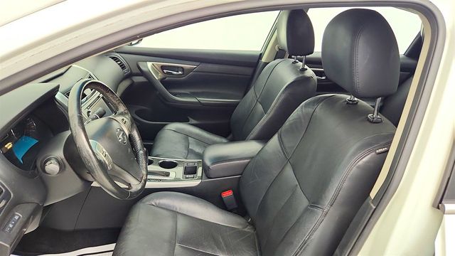 2015 Nissan Altima 2.5 SL w/ Technology Package & Moonroof - 23042021 - 6