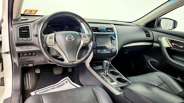 2015 Nissan Altima 2.5 SL w/ Technology Package & Moonroof - 23042021 - 8