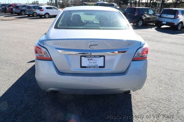 2015 Nissan Altima 4dr Sedan I4 2.5 S - 22749169 - 4