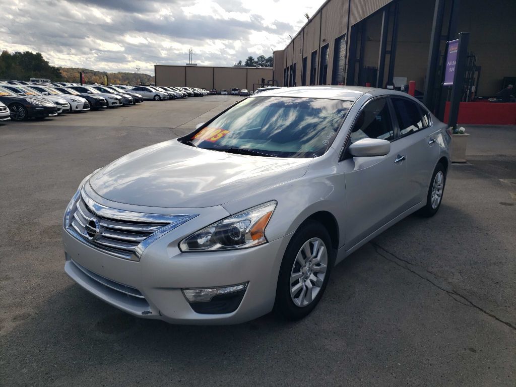 2015 Nissan Altima 2.5 S photo 3