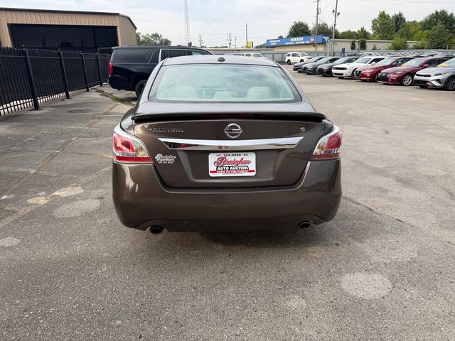 2015 Nissan Altima 4dr Sedan I4 2.5 S - 23027301 - 4