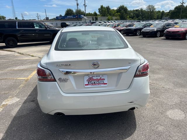 2015 Nissan Altima 4dr Sedan I4 2.5 S - 23056472 - 4