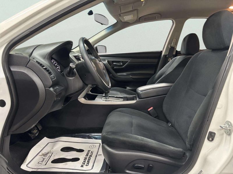 2015 Nissan Altima 4dr Sedan I4 2.5 S - 22977663 - 12