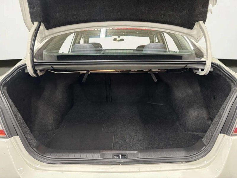 2015 Nissan Altima 4dr Sedan I4 2.5 S - 22977663 - 15