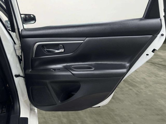 2015 Nissan Altima 4dr Sedan I4 2.5 S - 22977663 - 16