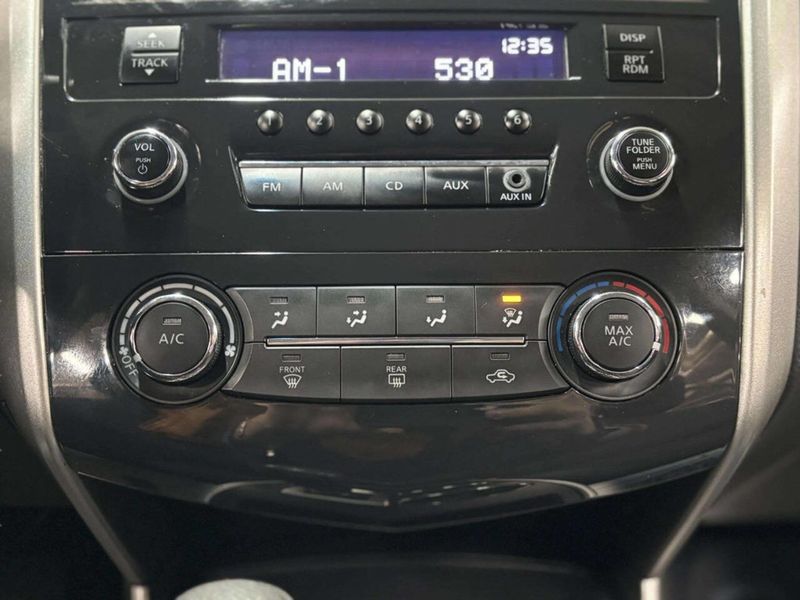 2015 Nissan Altima 4dr Sedan I4 2.5 S - 22977663 - 24