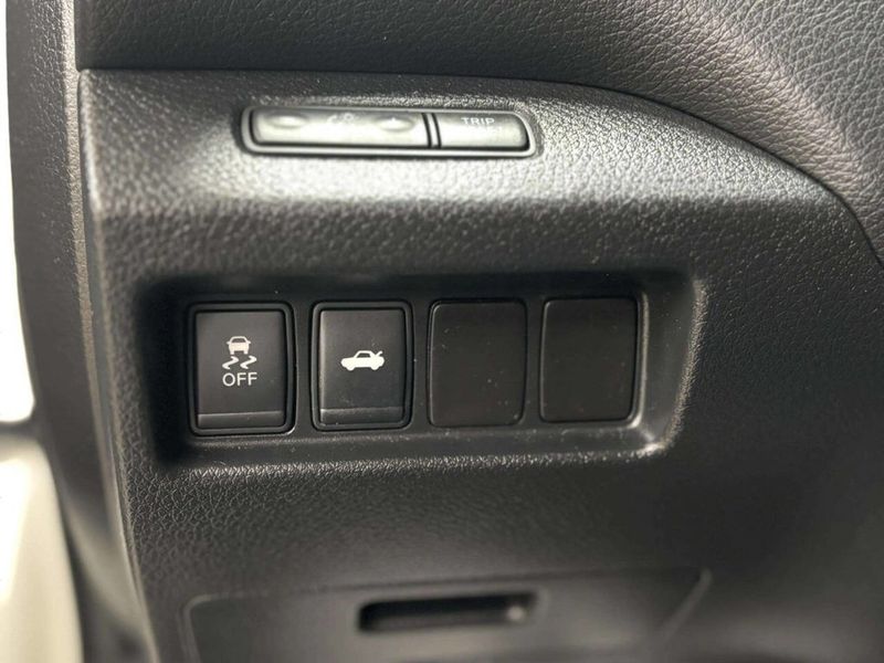 2015 Nissan Altima 4dr Sedan I4 2.5 S - 22977663 - 34