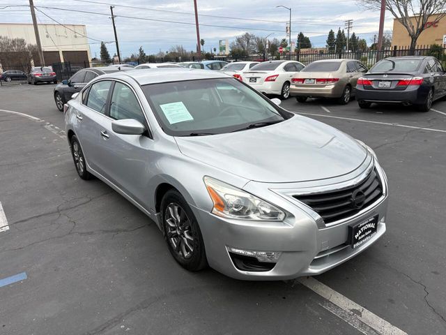 2015 Nissan Altima 4dr Sedan I4 2.5 S - 22993981 - 2