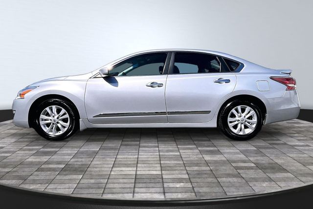 2015 Nissan Altima 4dr Sedan I4 2.5 S - 23079677 - 3