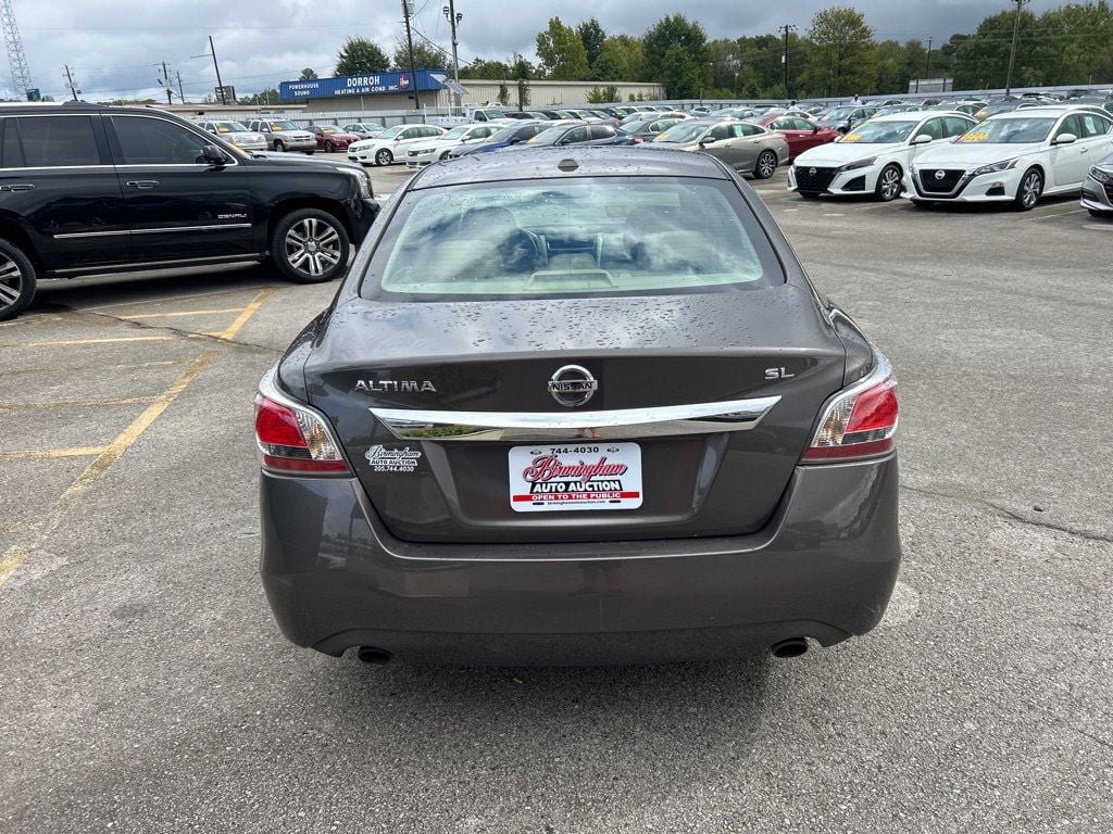 2015 Nissan Altima 2.5 SL photo 3