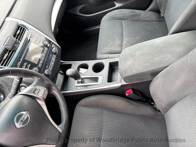 2015 Nissan Altima 4dr Sedan I4 2.5 SV - 22935773 - 9