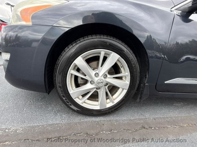 2015 Nissan Altima 4dr Sedan I4 2.5 SV - 22935773 - 14