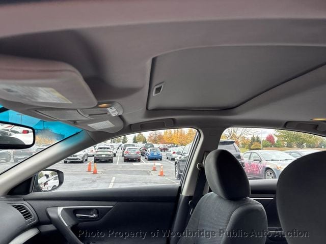 2015 Nissan Altima 4dr Sedan I4 2.5 SV - 22935773 - 7