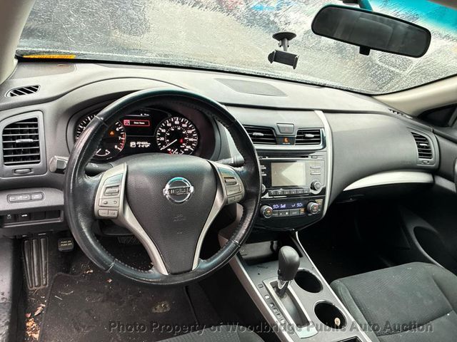 2015 Nissan Altima 4dr Sedan I4 2.5 SV - 22970761 - 7