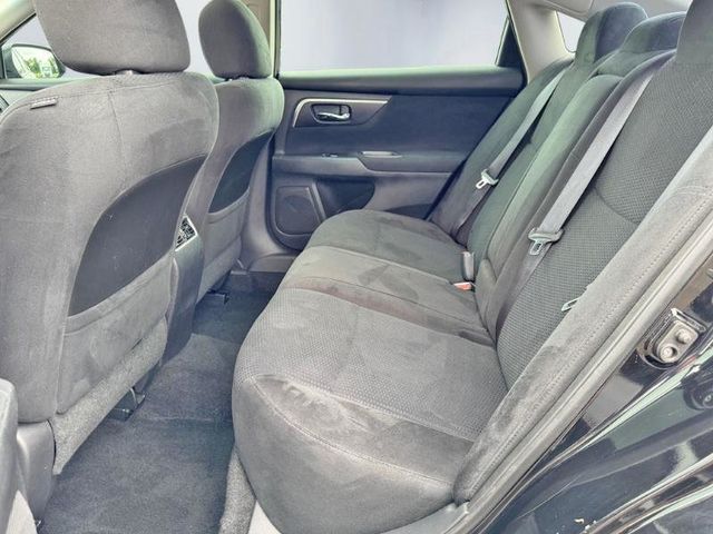 2015 Nissan Altima 4dr Sedan I4 2.5 SV - 23079035 - 19