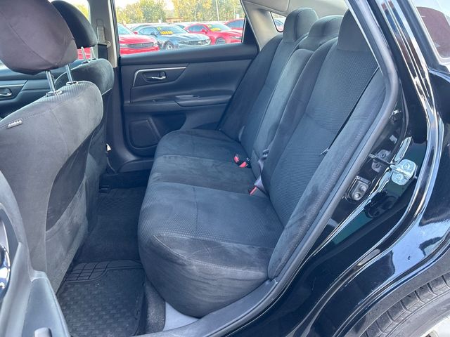 2015 Nissan Altima 4dr Sedan I4 2.5 SV - 22943581 - 6