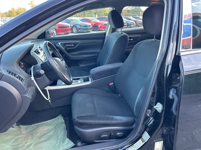 2015 Nissan Altima 4dr Sedan I4 2.5 SV - 22943581 - 7