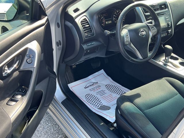 2015 Nissan Altima 4dr Sedan I4 2.5 SV - 23065024 - 9