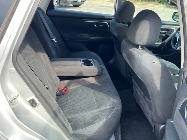 2015 Nissan Altima 4dr Sedan I4 2.5 SV - 23065024 - 18