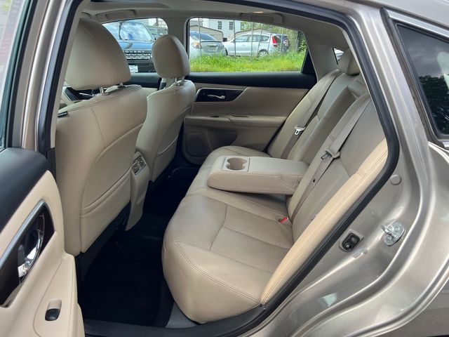 2015 Nissan Altima 4dr Sedan V6 3.5 SL - 23061584 - 12