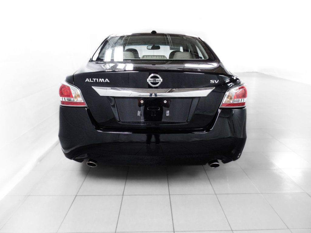 2015 Nissan Altima SV - 22564186 - 4