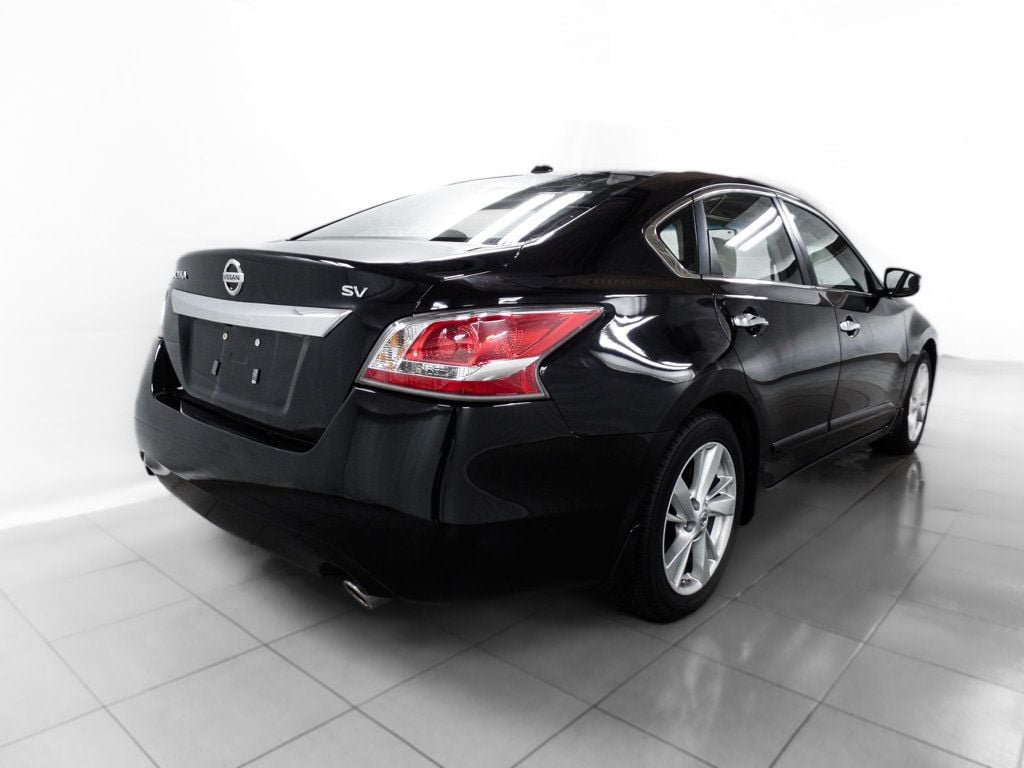 2015 Nissan Altima SV - 22564186 - 5