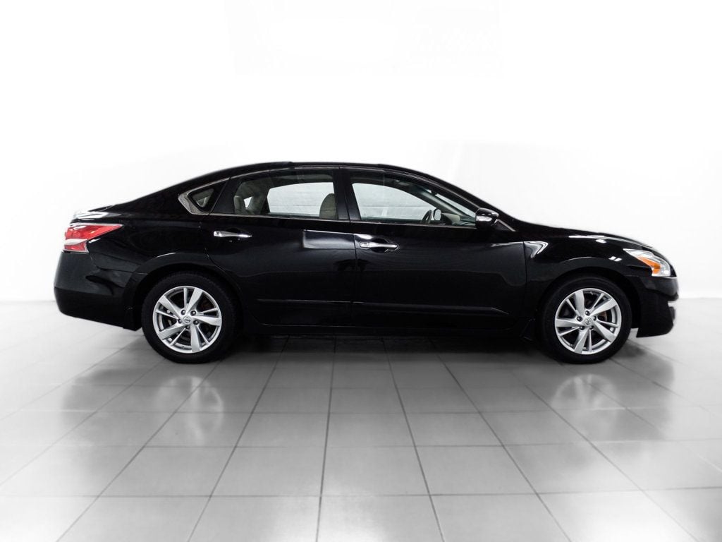 2015 Nissan Altima SV - 22564186 - 6