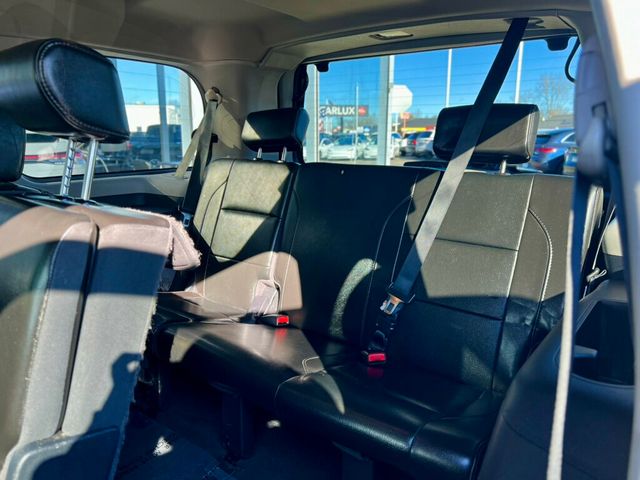 2015 Nissan Armada 2WD 4dr SL - 22960588 - 16