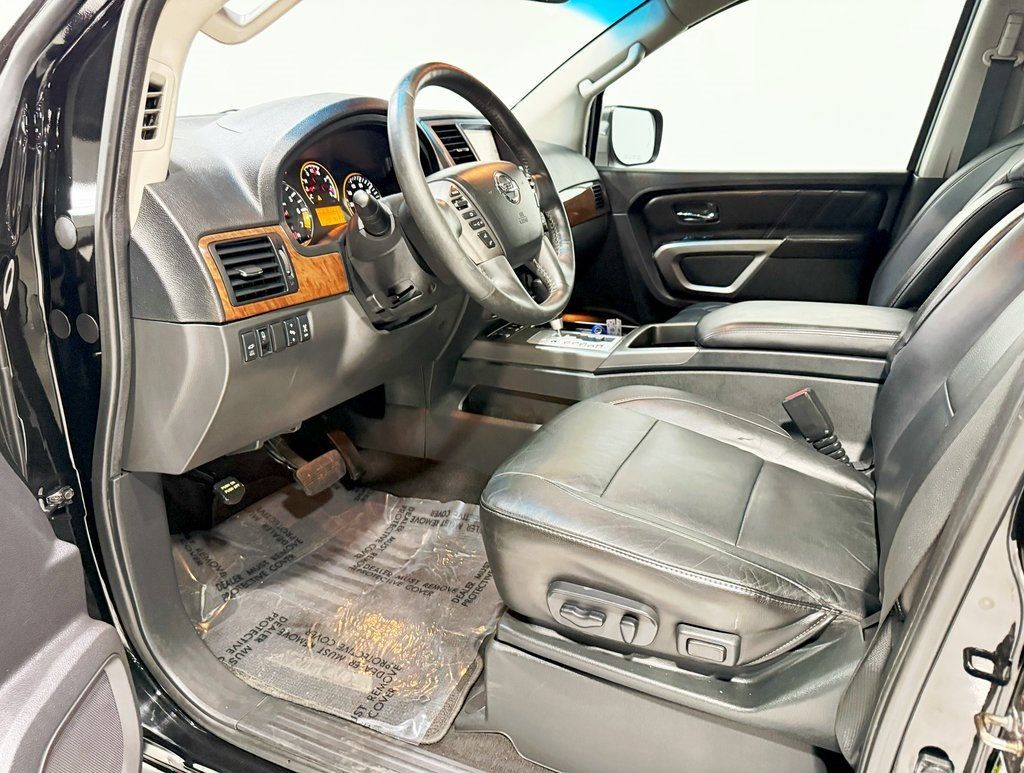 2015 Nissan Armada Platinum photo 25