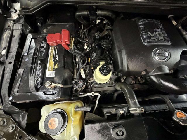 2015 Nissan Armada 4WD 4dr Platinum - 22979974 - 37