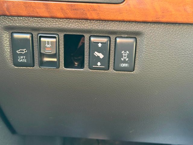 2015 Nissan Armada 4WD 4dr Platinum - 22979974 - 46