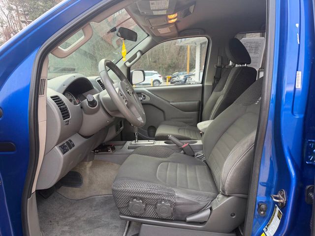 2015 Nissan Frontier 2WD Crew Cab SWB Automatic Desert Runner - 22975803 - 9