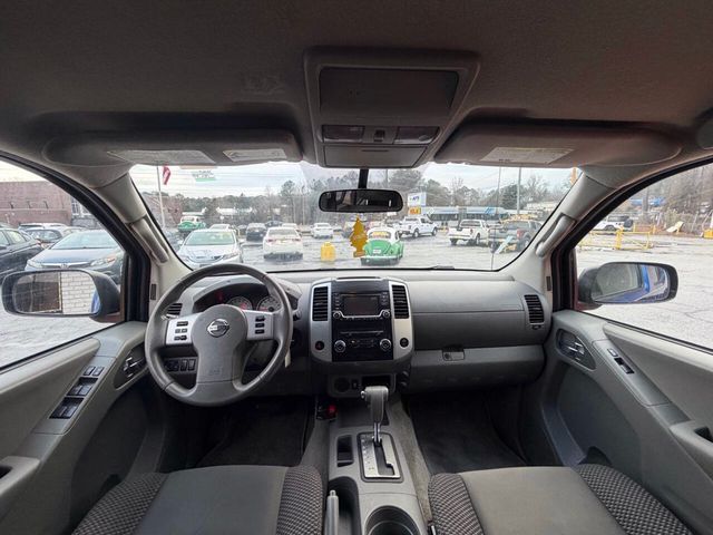 2015 Nissan Frontier 2WD Crew Cab SWB Automatic Desert Runner - 22975803 - 8